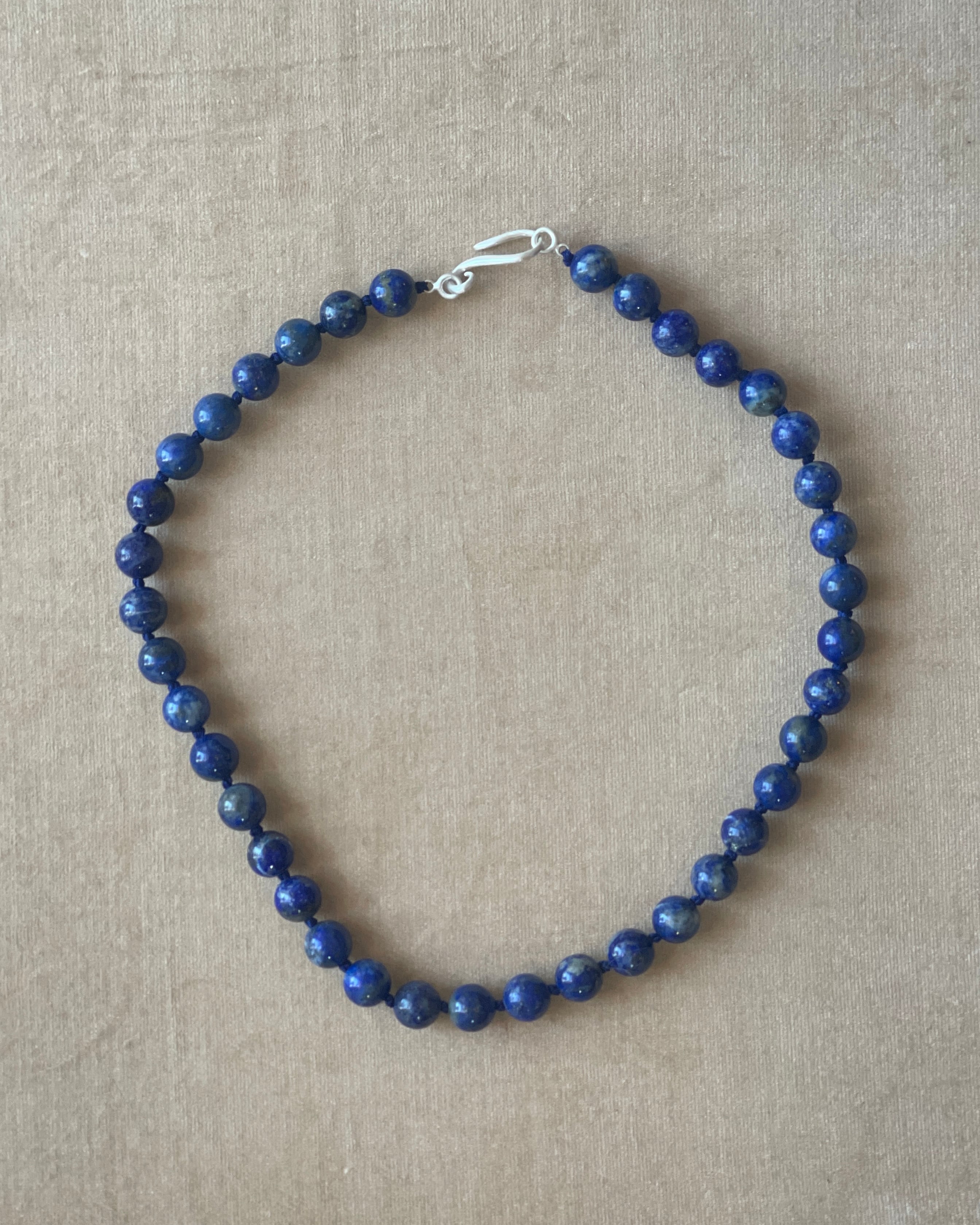 Lapislazuli knot choker 8mm 37 / 40 | OCUCCI boutique