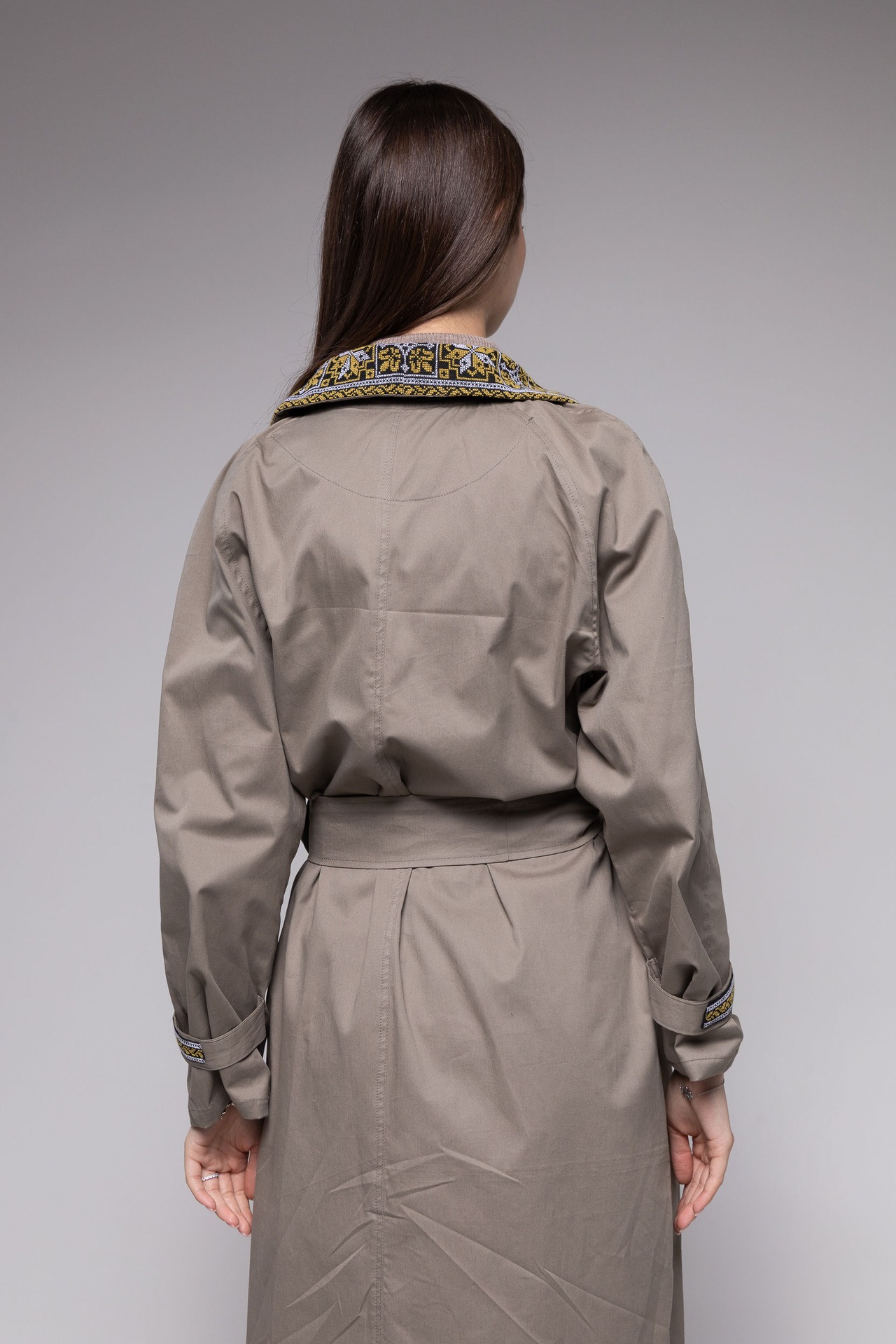 ウクライナ刺繍スプリング・トレンチコート　手刺繍　ユニセックス・フリーサイズ - 8