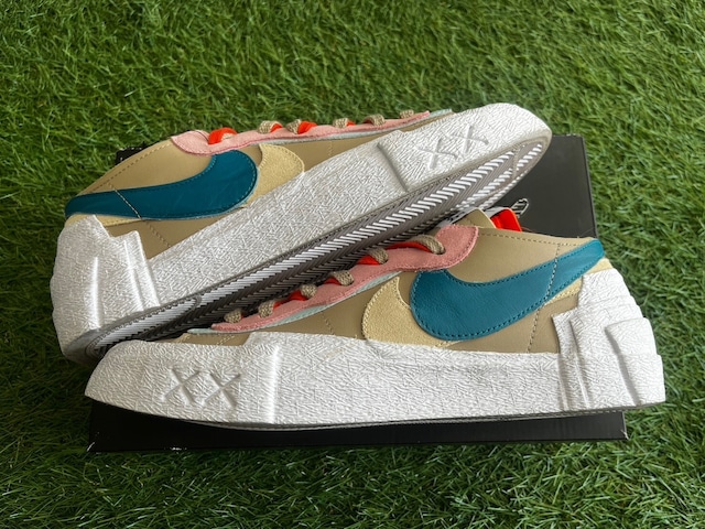 NIKE × sacai × KAWS BLAZER LOW REED DM7901-200 28.5㎝ 03780