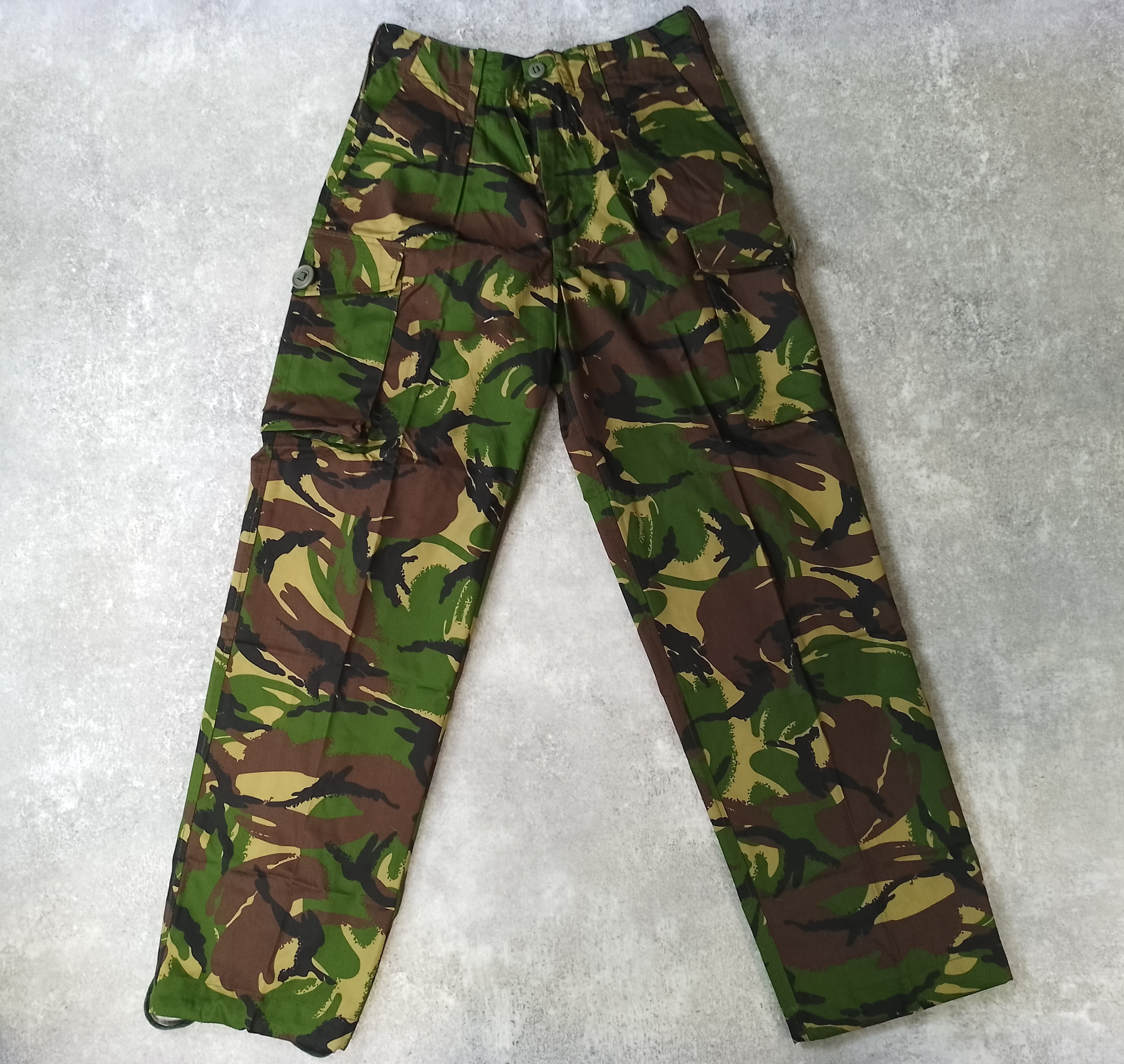 m65デッドストック迷彩カーゴパンツ M、regularサイズ M 65 迷彩 米軍 カーゴパンツ MILITARY ミリタリー 実物 新品 デッド
