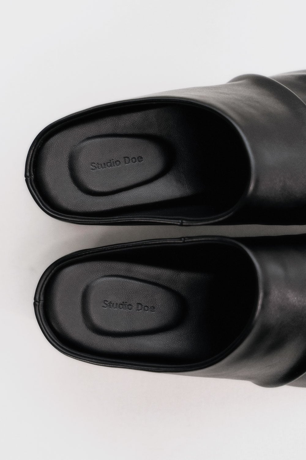 Studio Doe／Pleated Heeled Slippers | polne