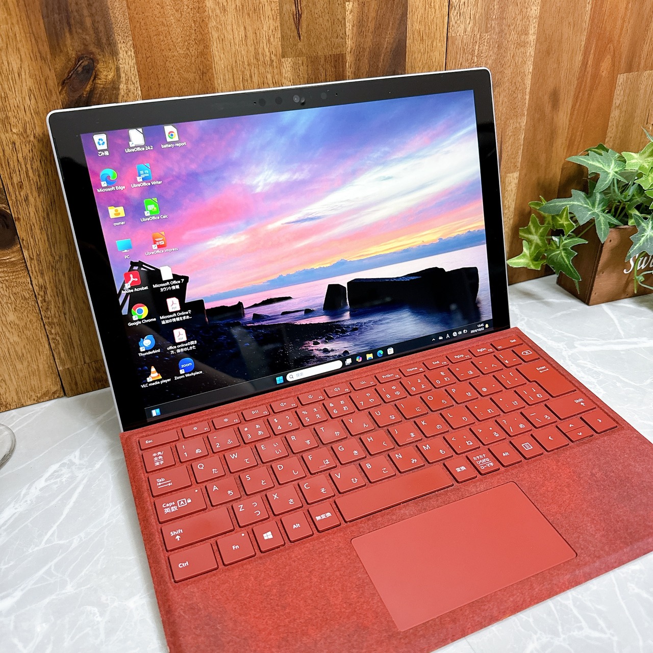 【2022年モデル】Microsoft Surface Pro 7+ / 第11世代 Core i5-1135G7 / メモリ8GB / SSD256GB / 12.3インチ 2K タッチパネル