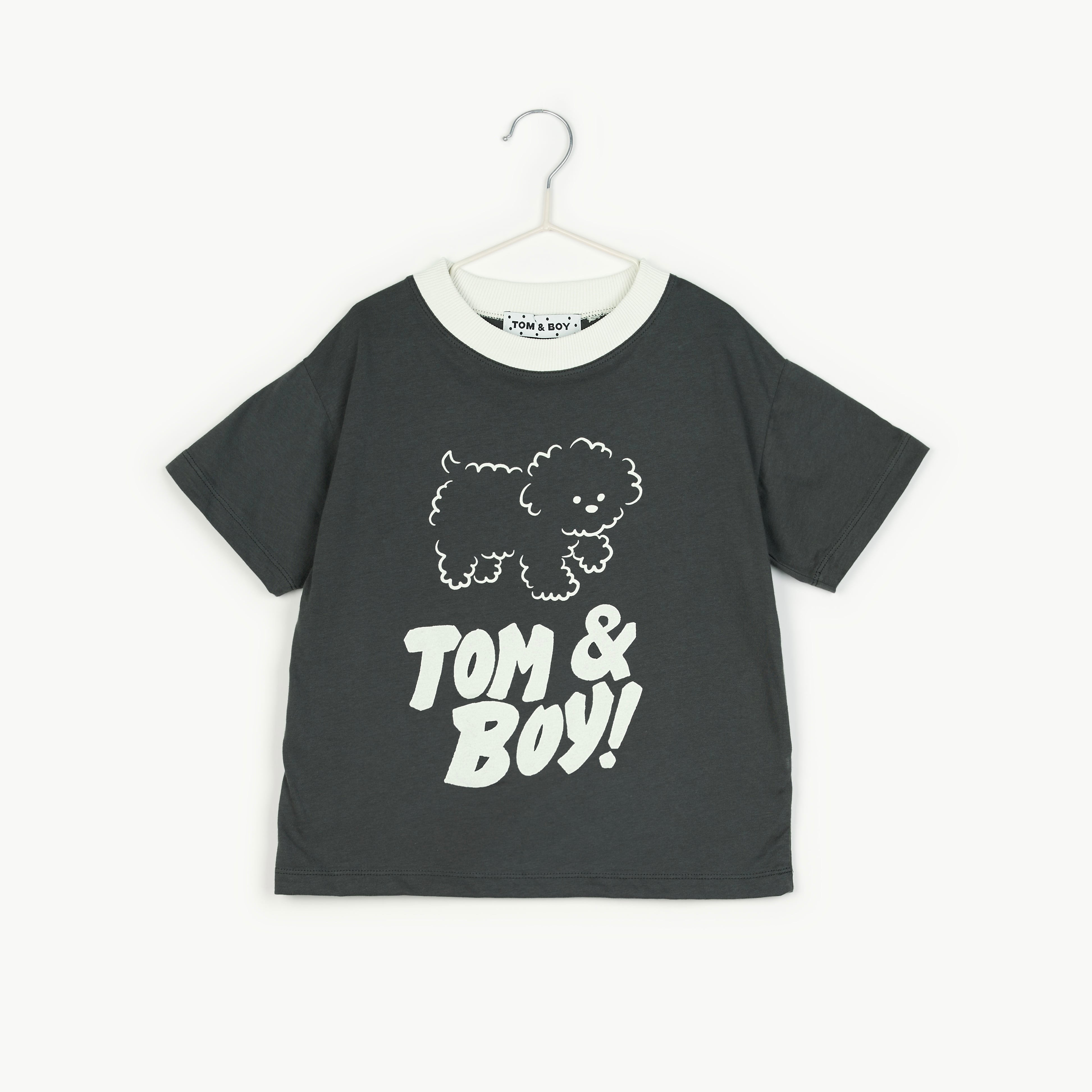 ★新品未使用TOM & BOY フラワーフェスティバル Tシャツ 6Y★ ☆新品未使用TOM & BOY フラワーフェスティバル Tシャツ 6Y☆の通販は