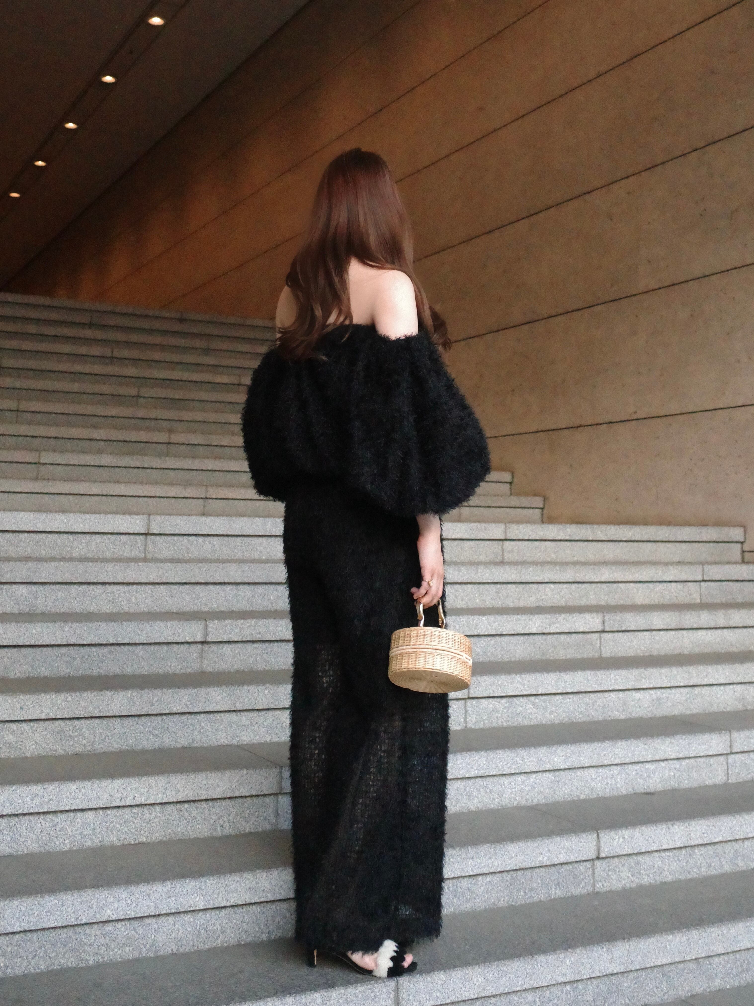 40%OFF】luna tops / black 9/3 21:00 ～ SALE (即納) | HYEON