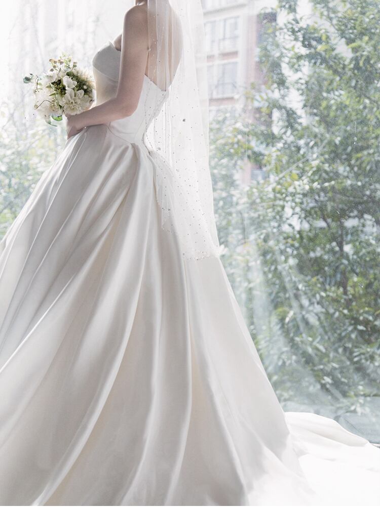 高品質！ ウェディングドレス ロングトレーン ベアトップ 結婚式