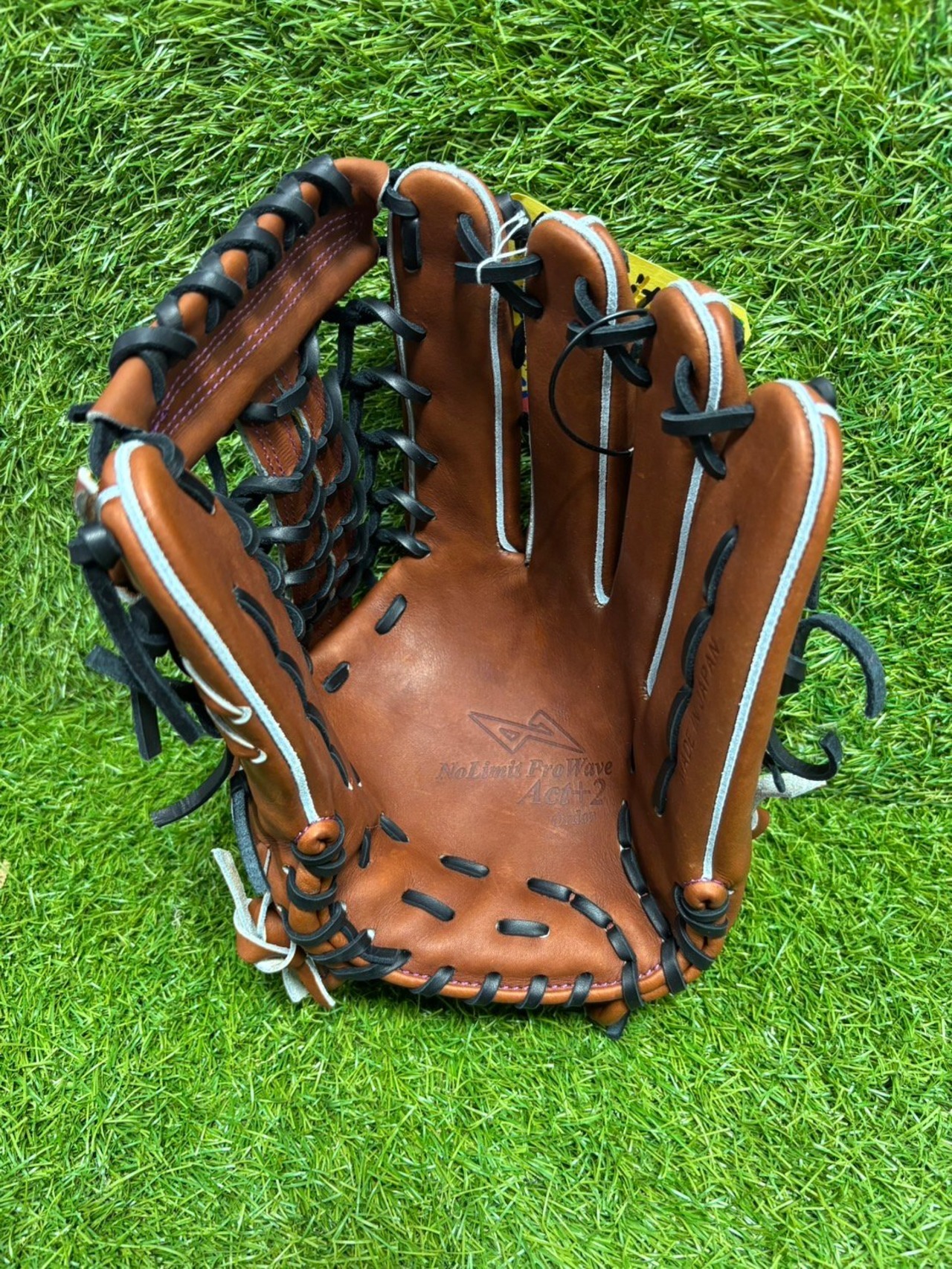 ノーリミット硬式外野手用グラブ湯もみ型付け済みチョコ右投げ・画像4