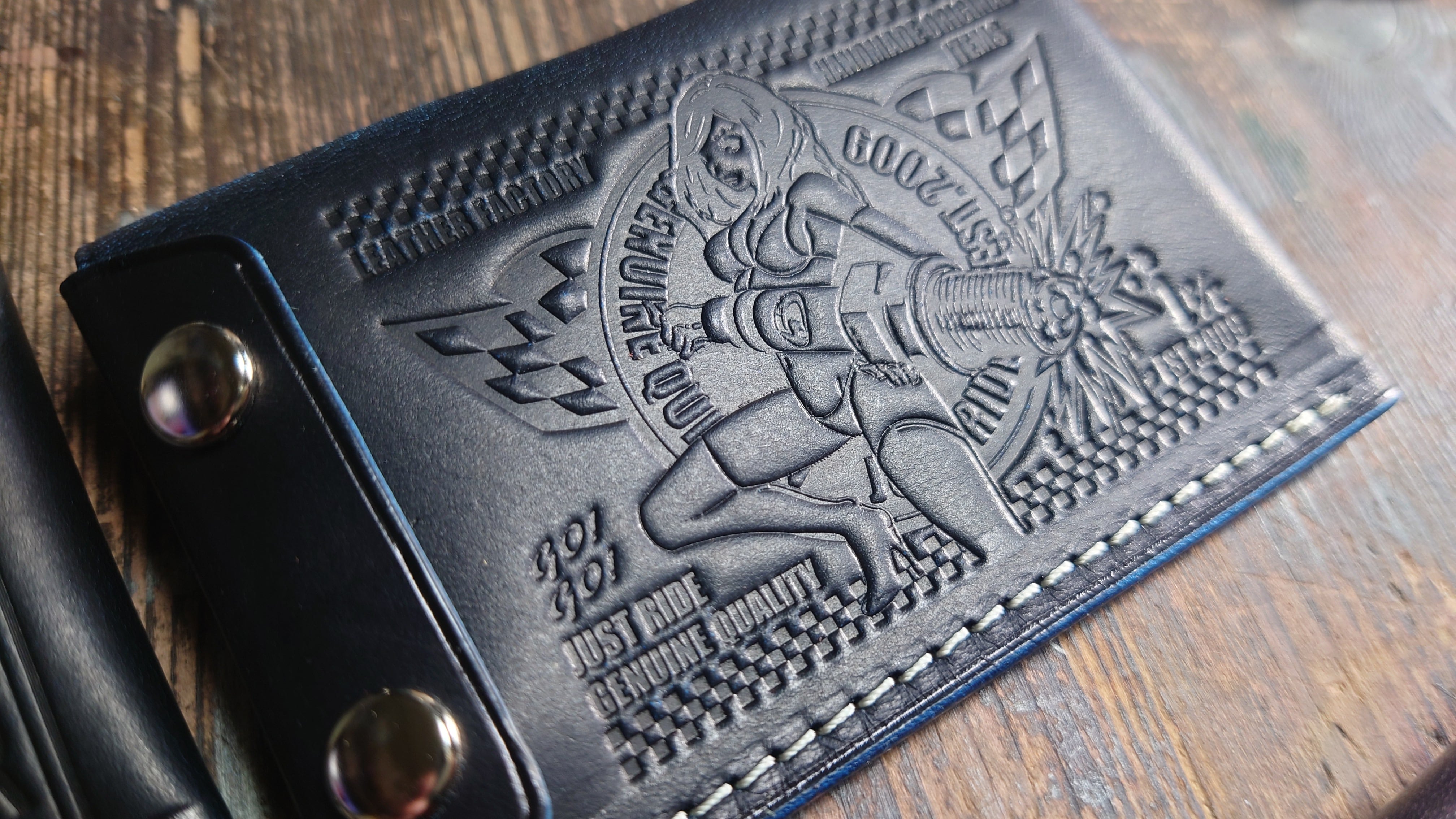 マルチケース BB Multi case Black Beauty | 五助屋レザー