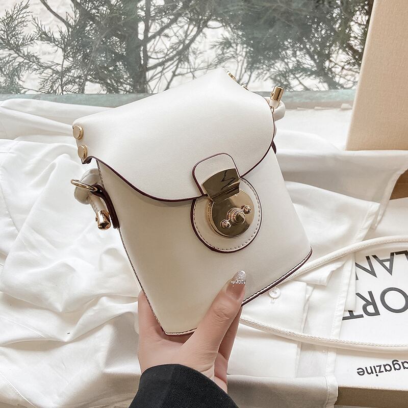 サマーレッド 夏物 スクウェア 手作りハンドバック18323610436