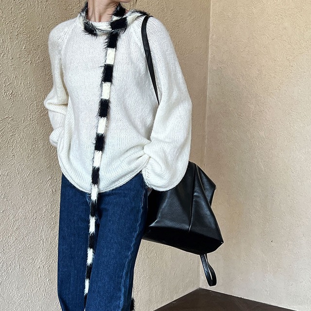 トップス レディース ニット セーター プルオーバー 秋 冬 普通丈トップス ポッコリお腹カバー 長袖 二の腕カバー ラグラン ラウンドネック 落ち感 アメカジ カラバリあり ホワイト 白 ピンク 薄ピンク ブルー 無地 ウール 外遊び 外出 体型カバー 普段使い 日常使い 楽ちん 着痩せ 効果 定番 着回し デイリー コーディネートしやすい 真冬 防寒 暖かい ベーシック シンプル カジュアル ルーズ ラフ おしゃれ こなれ感 ママ 学生 大学生 10代 20代 30代 40代 50代 休日 お出かけ