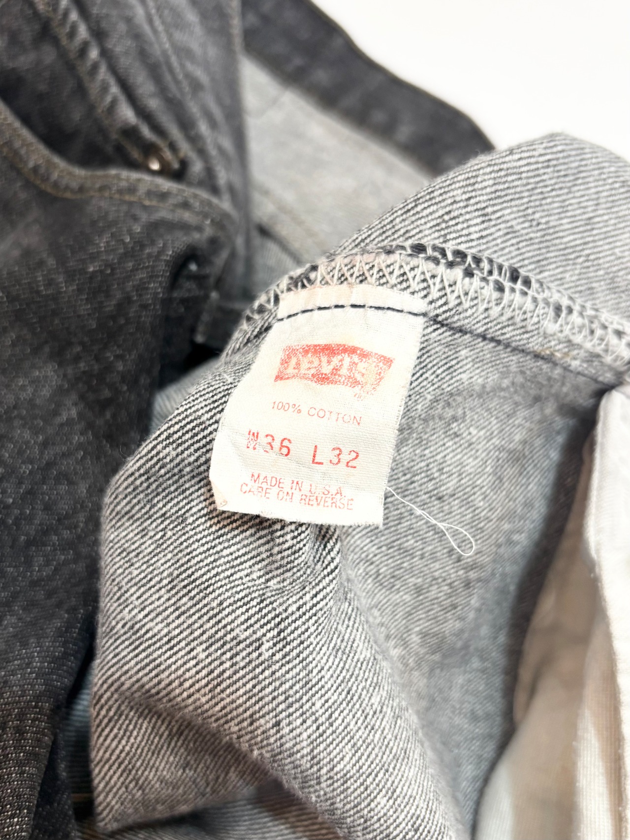 90s Levi’s 501-0658 BLACK DENIM PANTS MADE IN USA Size W36L32