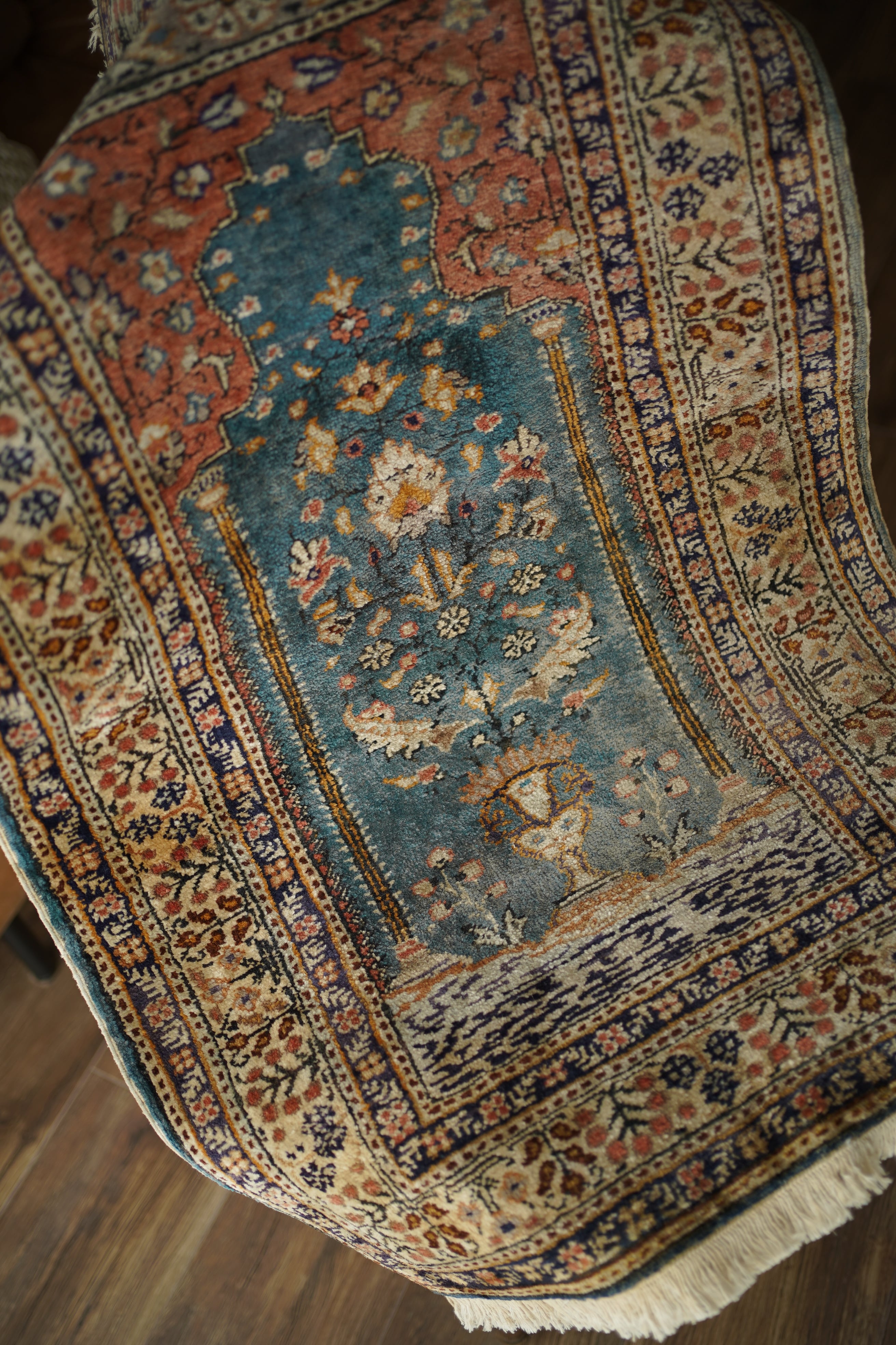ヴィンテージラグ専門店 TIME RUG （ペルシャ絨毯・トライバルラグ）