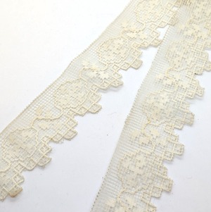 パリのアンティークトリム５　L2090