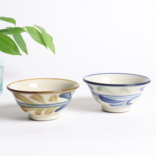 やちむん 陶眞窯 飯碗 小 唐草  Yachimun Rice Bowl Small #037
