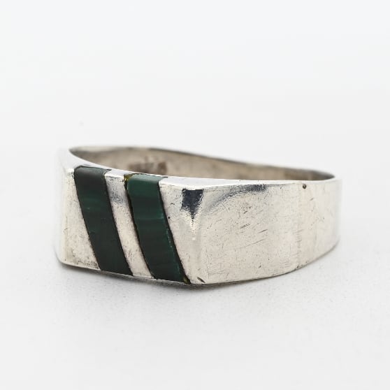 デンマーク産 ダイアゴナルストライプ マラカイトリング デンマーク産 ダイアゴナルストライプ マラカイトリング