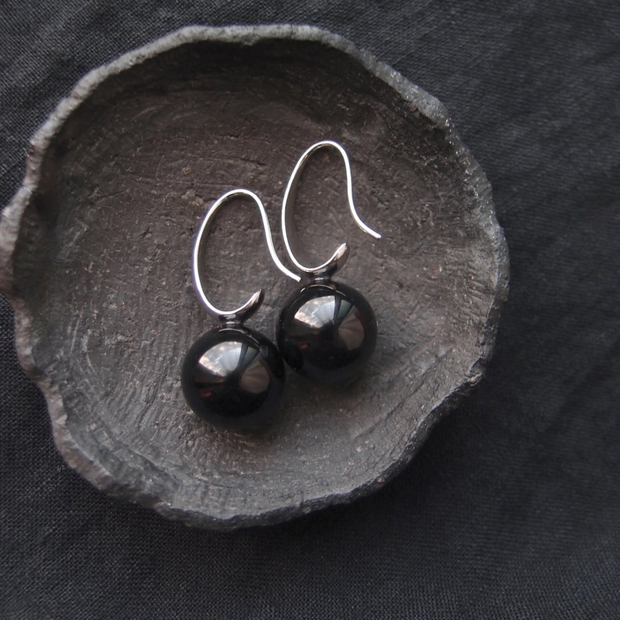 再入荷【Silver color】Black onyx Drop Earrings／ブラックオニキス