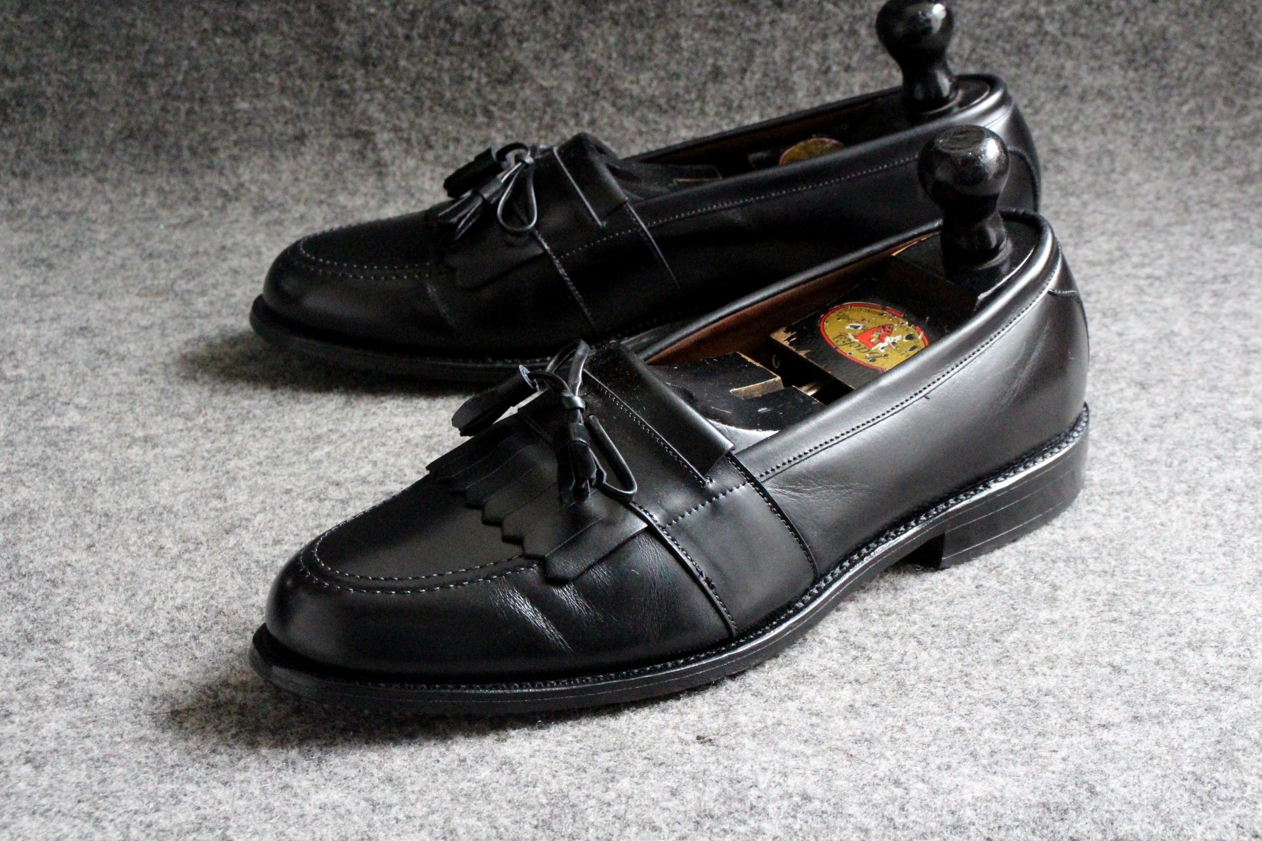 SUPER 8 SHOES