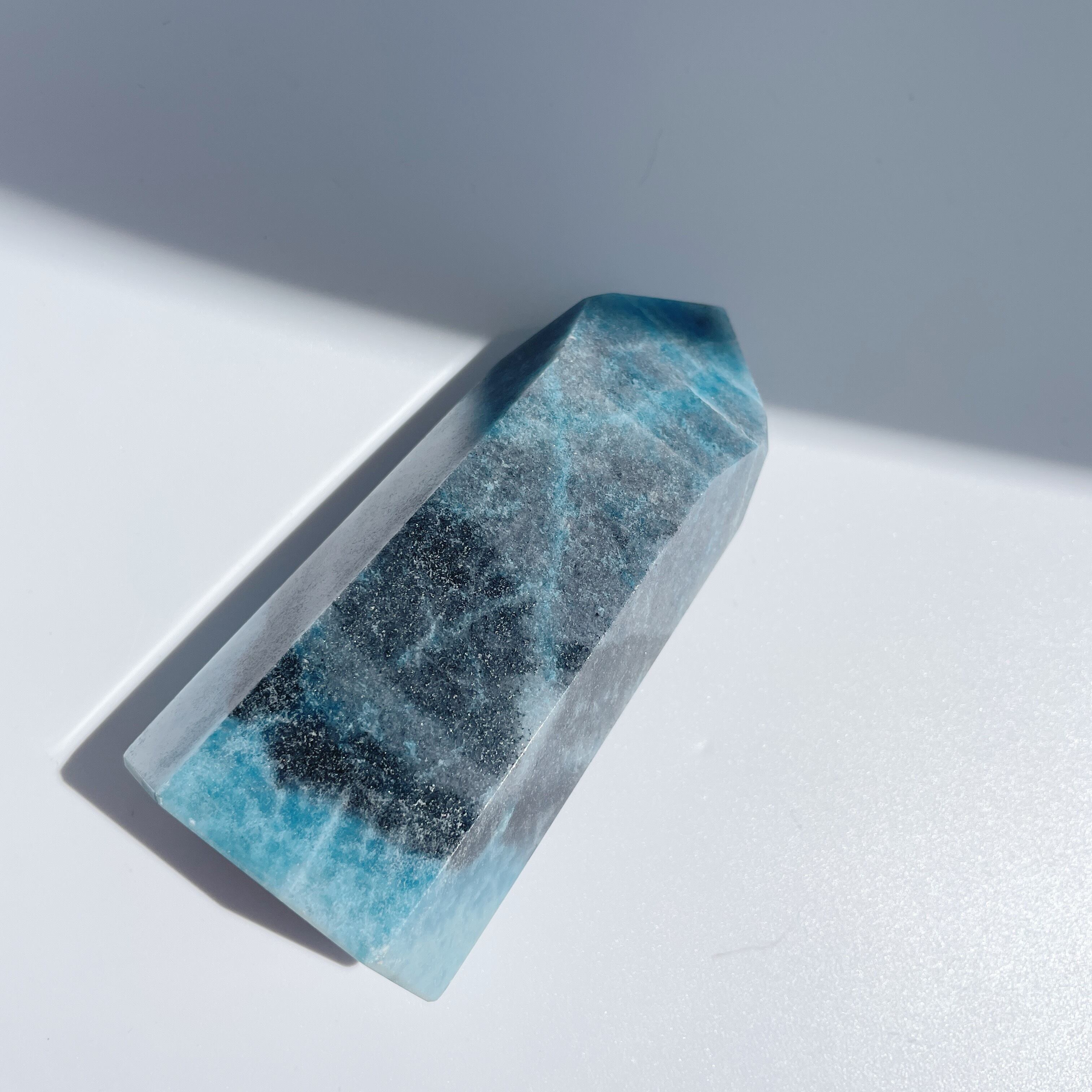 トロレアイトインクォーツ(トロール石)タワー36◇Trolleite In Quartz◇天然石・鉱物・パワーストーン