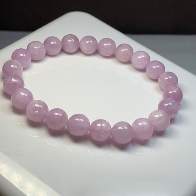 ミルキークンツァイト ブレスレット