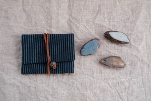 【 ore 】ｵｱ 鉱石　石ころの箸置きと箸置き袋 セット 002