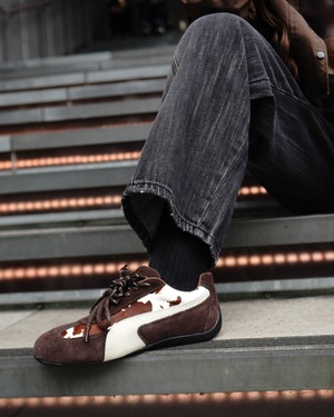 animal suede leather sneaker／cow brown