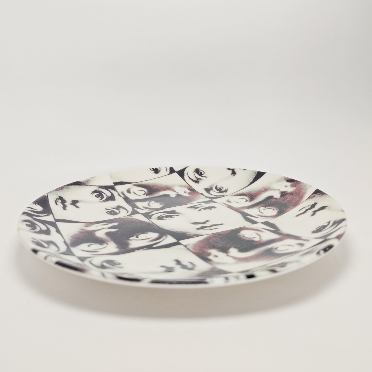 ヴィンテージ雑貨 ピエロ・フォルナセッティ リナ・カバリエリモチーフ 絵皿