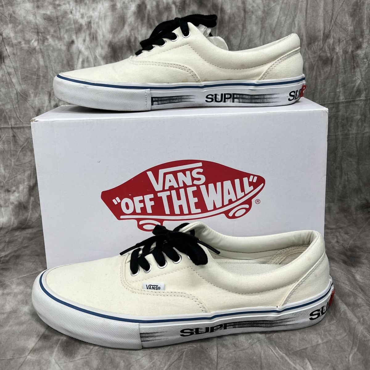 Supreme/Vans Motion Logo Era 27.5