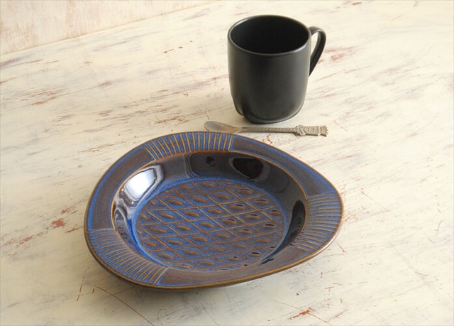 デンマーク製 SOHOLM 陶器のプレート 三角皿 スーホルム 北欧食器 北欧 