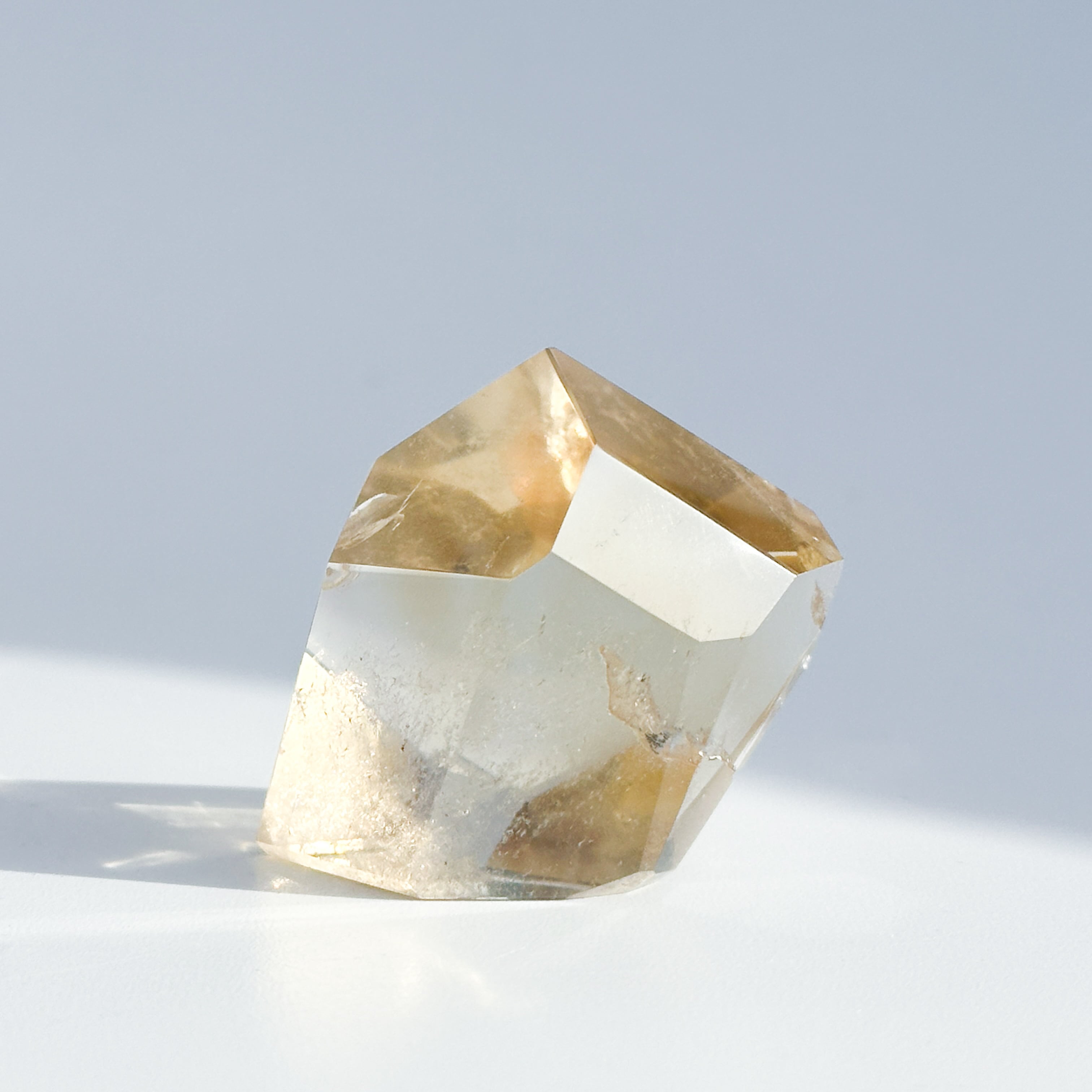シトリン（黄水晶） フリーフォーム82◇ Citrine ◇ 天然石・鉱物
