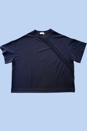 【Nora Lily】Diagonal Tuck Tee-ネイビー