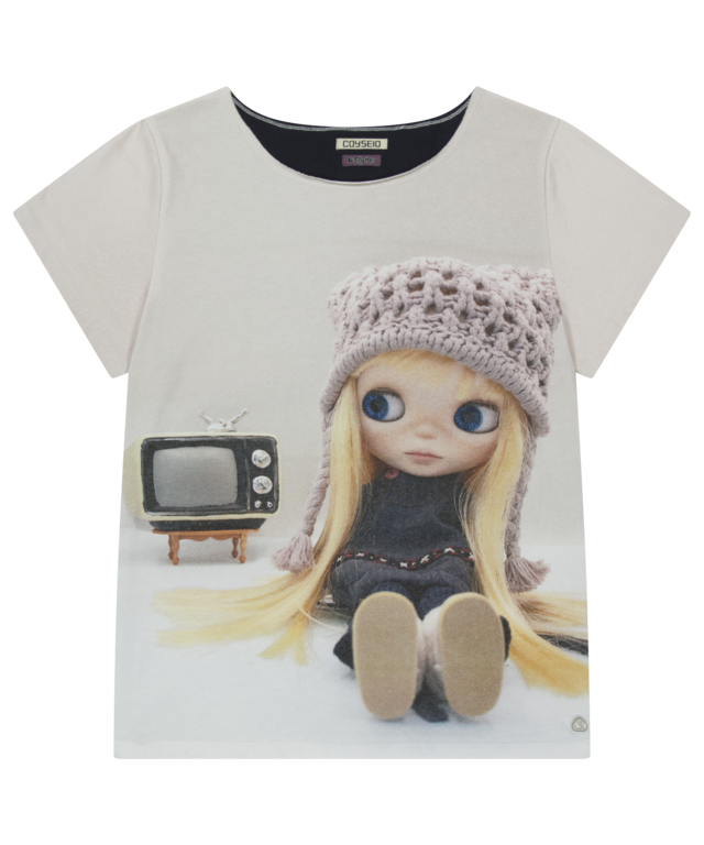 [COYSEIO] COYSEIO X BLYTHE GRAPHIC ONE PIECE CHARCOAL 正規品 韓国ブランド 韓国通販 韓国代行 韓国ファッション コイセイオ 日本 店舗