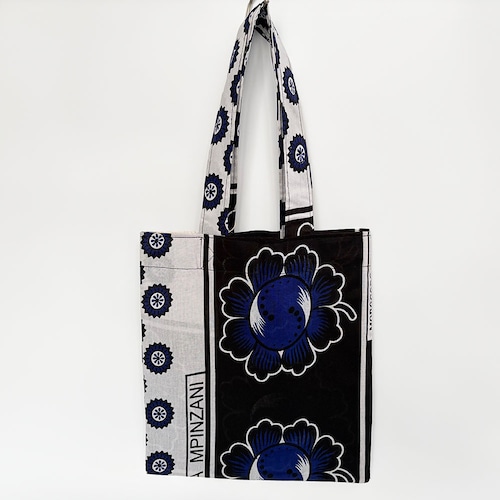 KANGA Blessing Tote ｜アフリカ布 カンガ・トートバッグ　A４サイズ エコバッグ サブバッグ 旅行 インディゴフラワー