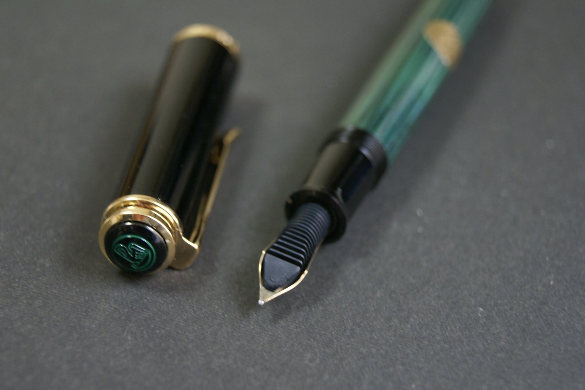 【アンティーク】ペリカン万年筆 #500 90s ペリカン ＃500 Pelikan #500 14K 00721 | 川口明弘の