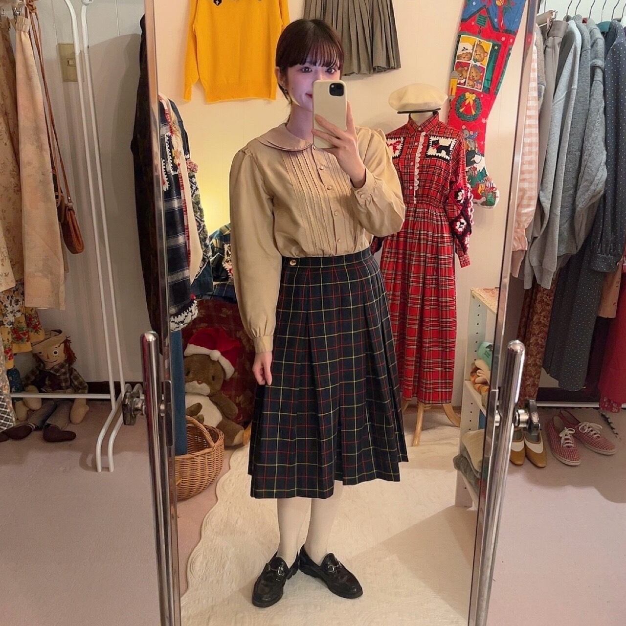 beige double collar blouse