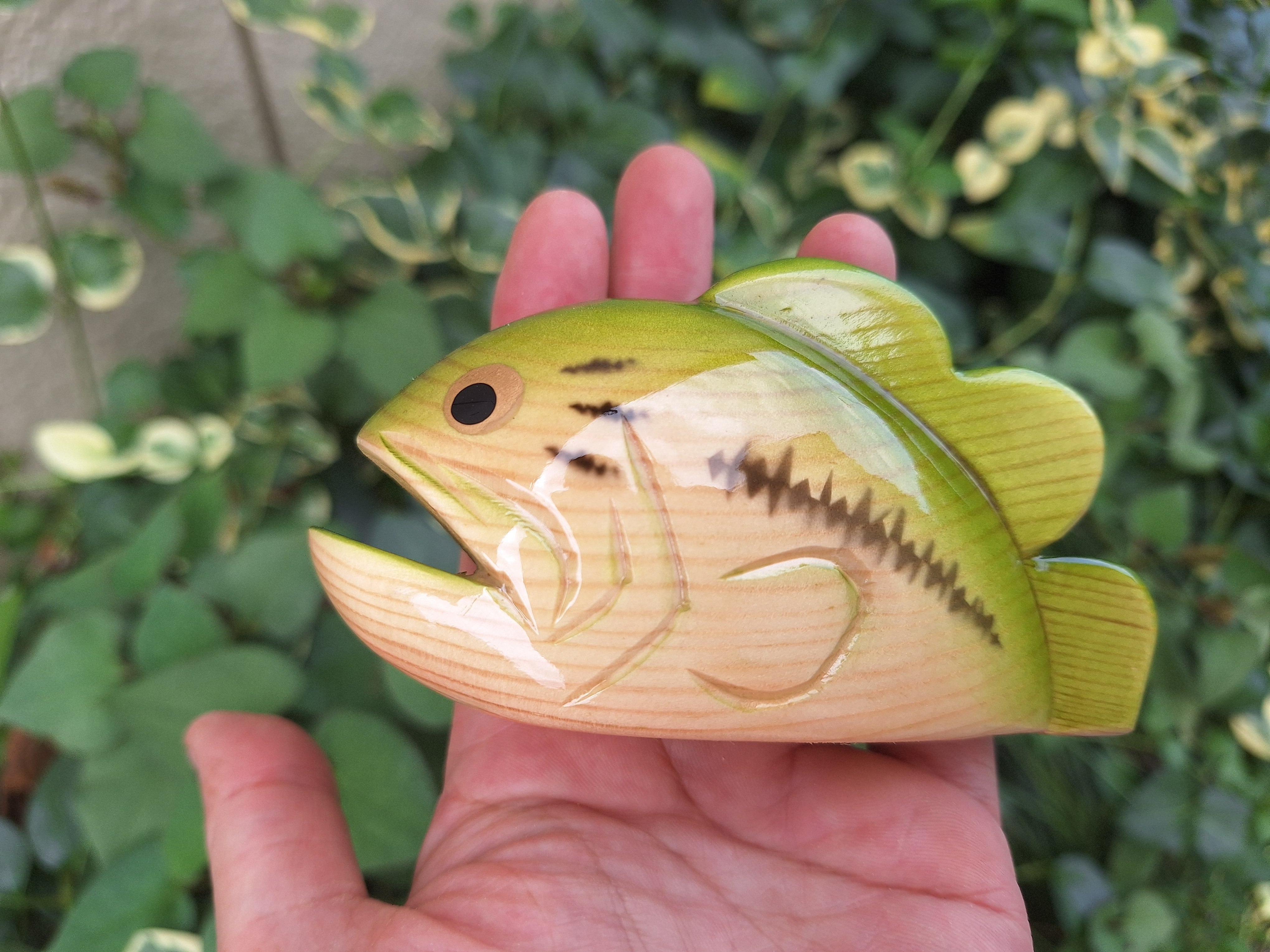 バス （ブラックバス）black bus | 工房西岡 woodcraft animals