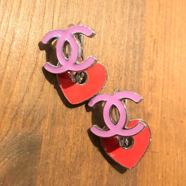 CHANEL Earrings♡シャネル　2way ピアス ココマーク ハート　04P　ピンクレッド×シルバー　/1220177 | number12  powered by BASE