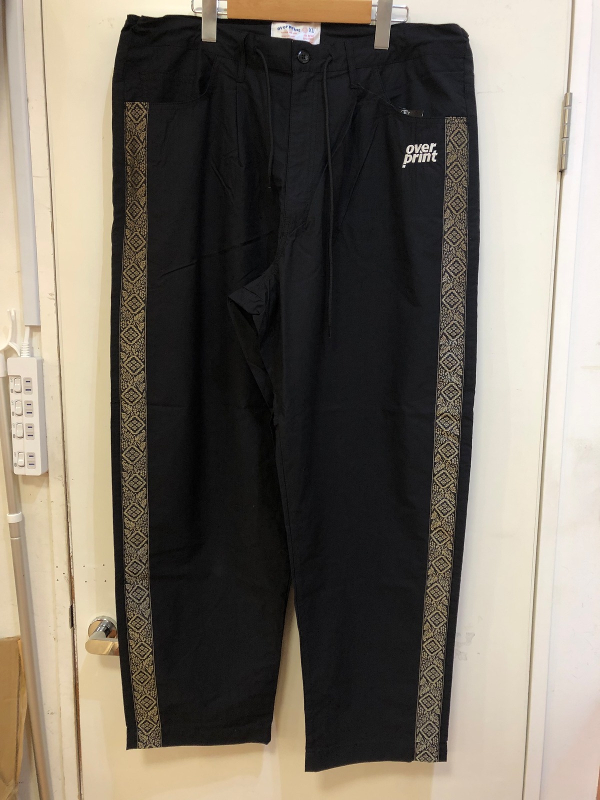 未使用 OVER PRINT ナイロンパンツ OVER PRINT(オーバープリント 