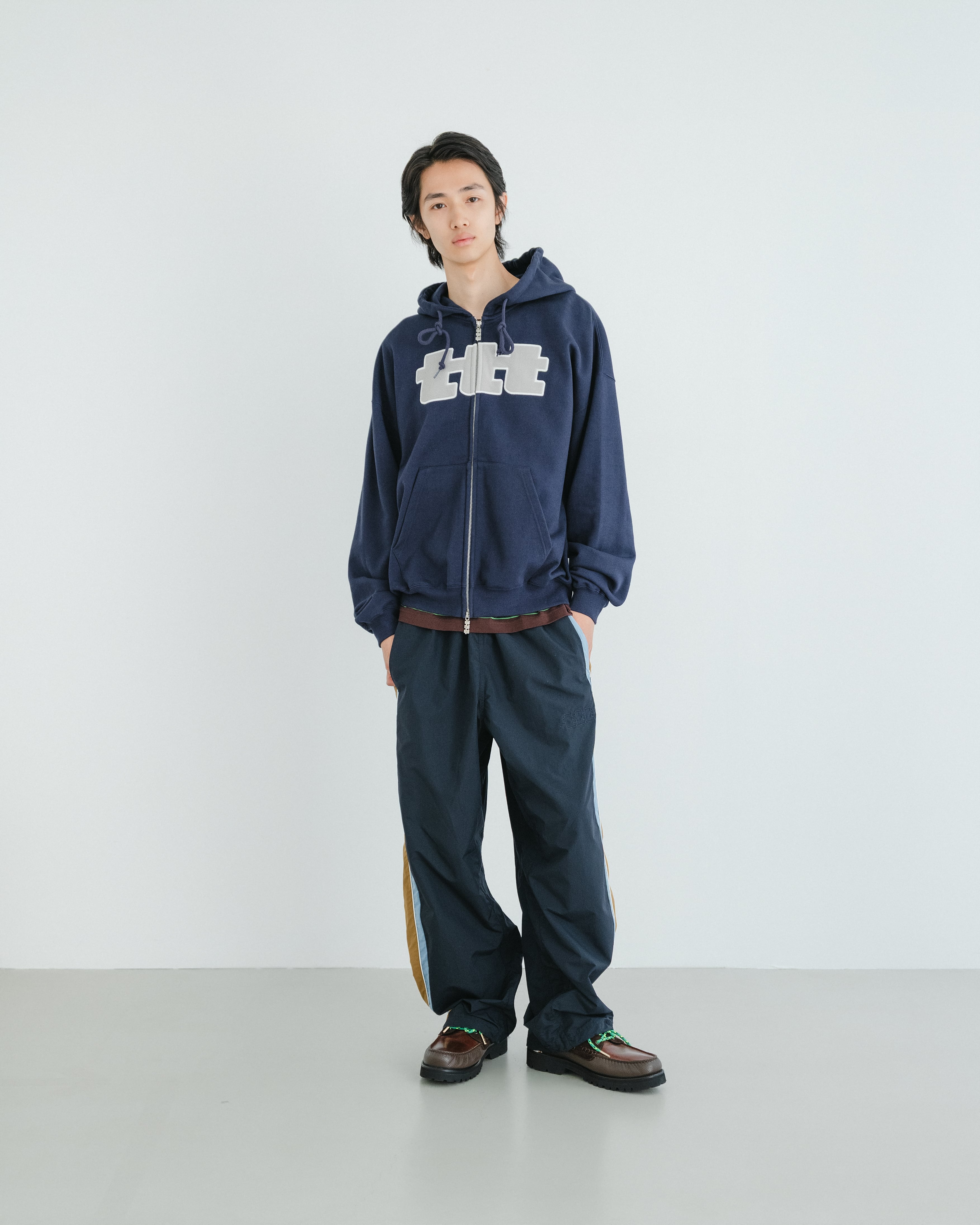 抽選販売》ttt big logo zip up hoodie（NAVY） | TTTMSW