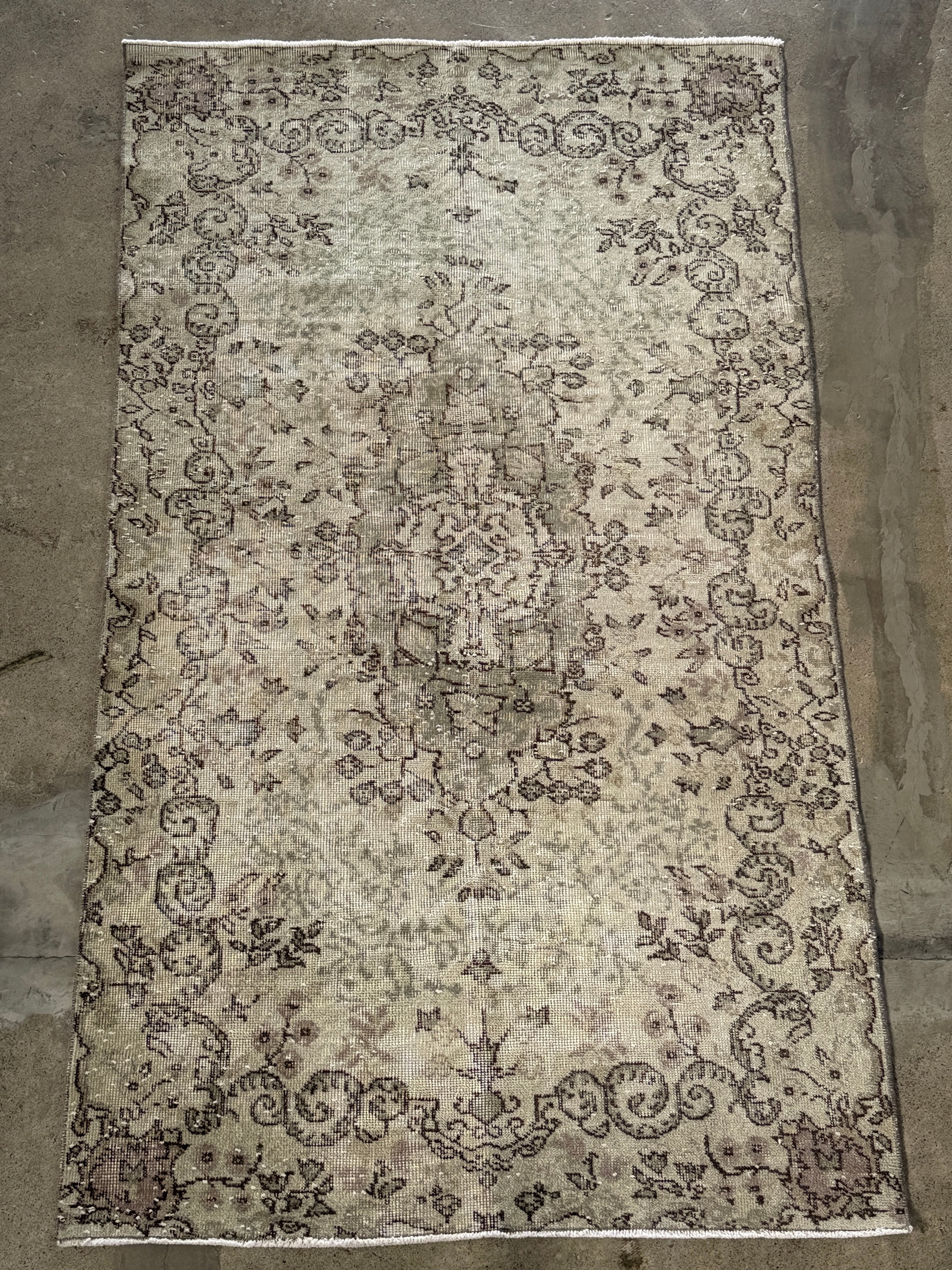 【送料込み】ヴィンテージ トルコラグ イスパルタ絨毯 122x216 TRB3934