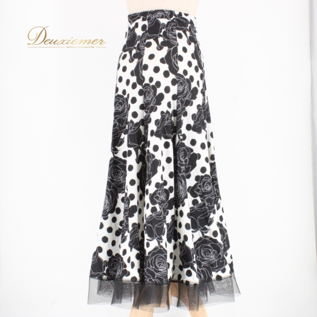 社交ダンス 衣装 スタンダード スカート レッスンウェア 水玉 黒 白 Leirena レイリーナ ホワイト系 ブラック系 花柄 バラ ドット 薔薇 レトロ おしゃれ フレアスカート お揃い かわいい カジュアル ダンス用スカート フォーマル 結婚式 パーティー お茶会 伸縮性 レディース 体型カバー シンプル ブラックドット ホワイトドット ミディ丈 薔薇柄 服飾 衣装用スカート