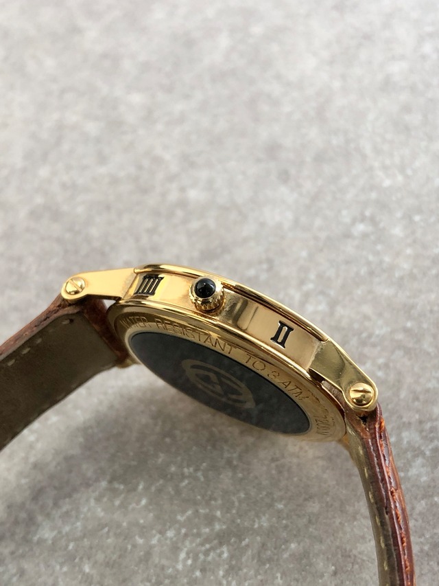 GUCCI グッチ 腕時計 ゴールド×ブラウン ローマ文字 型押しレザー vintage ヴィンテージ オールド 4aruag