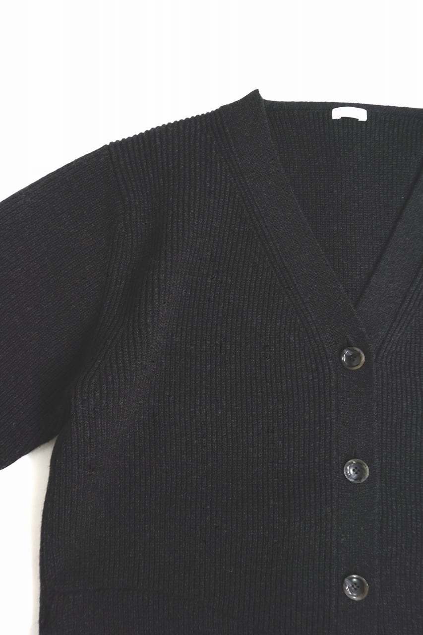 Hand Framed V-Neck C/D