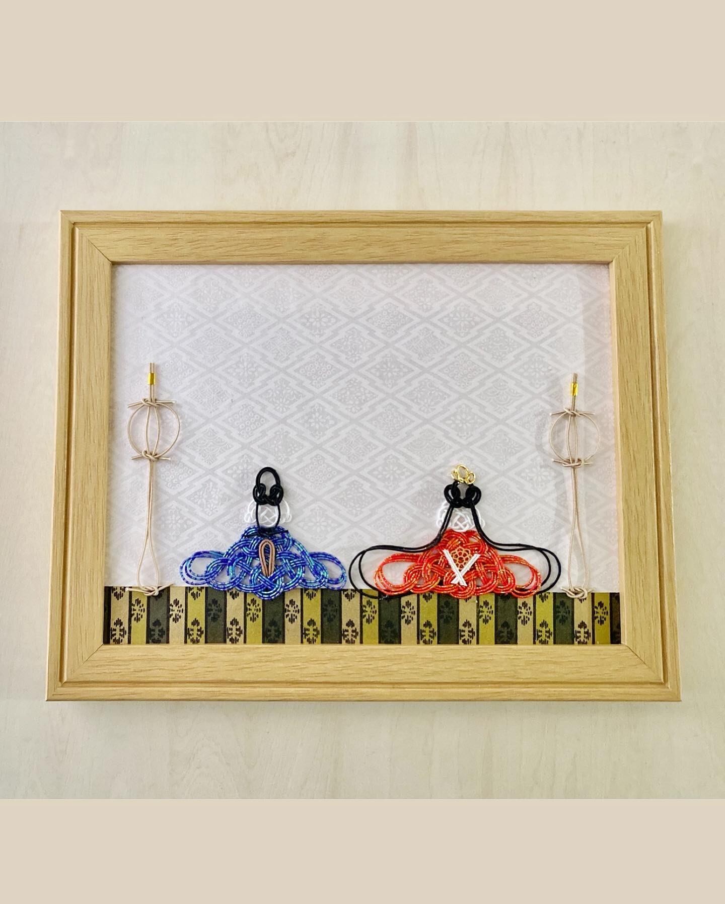 ひな祭りでお値引き中❤️【美品】❤️ヴェルニの二つ折り財布❣️ ちりめん細工 ひな祭り お内裏様お雛様2個セット 和雑貨インテリア
