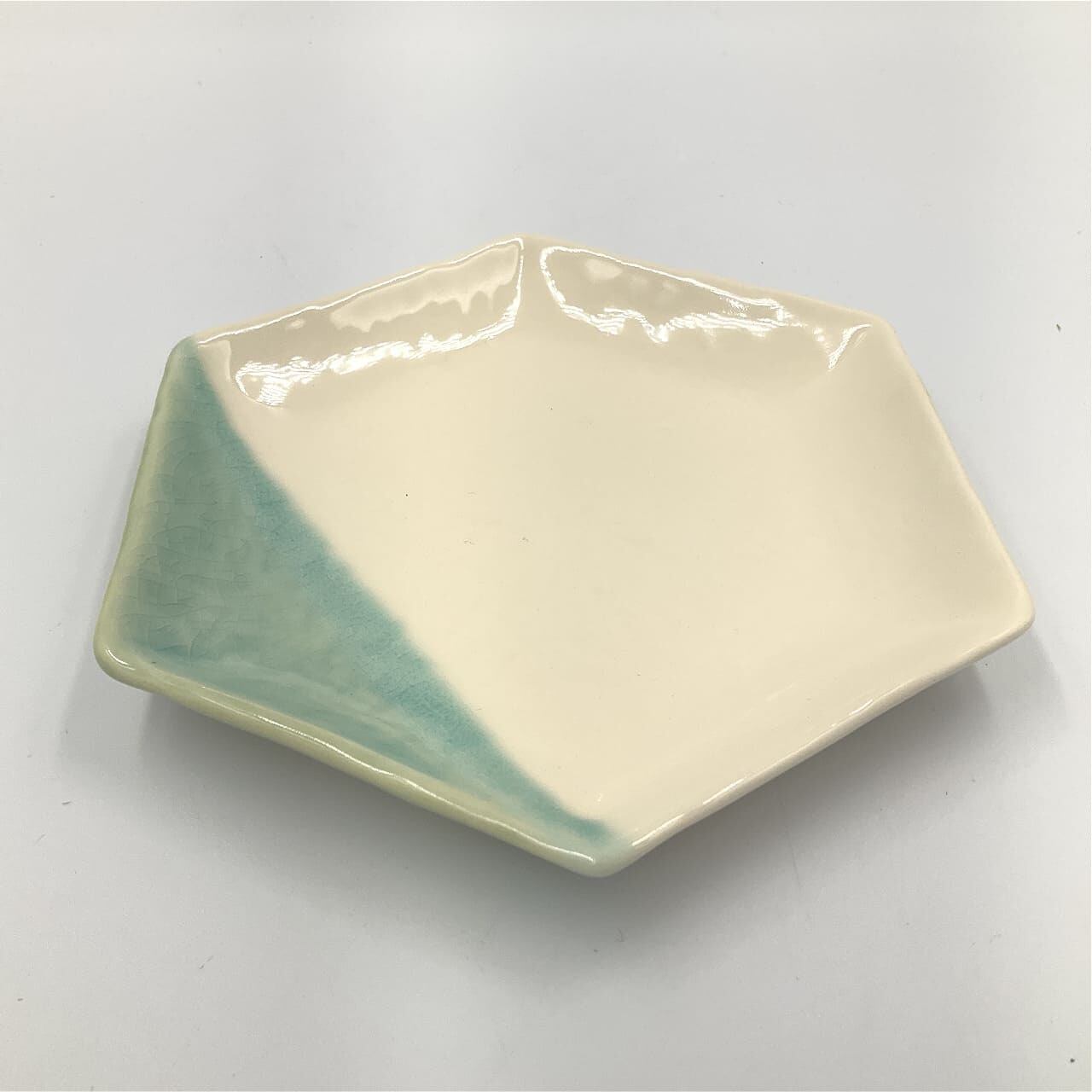 【瀬戸焼】取皿 2分掛け 青磁【m.m.d.】