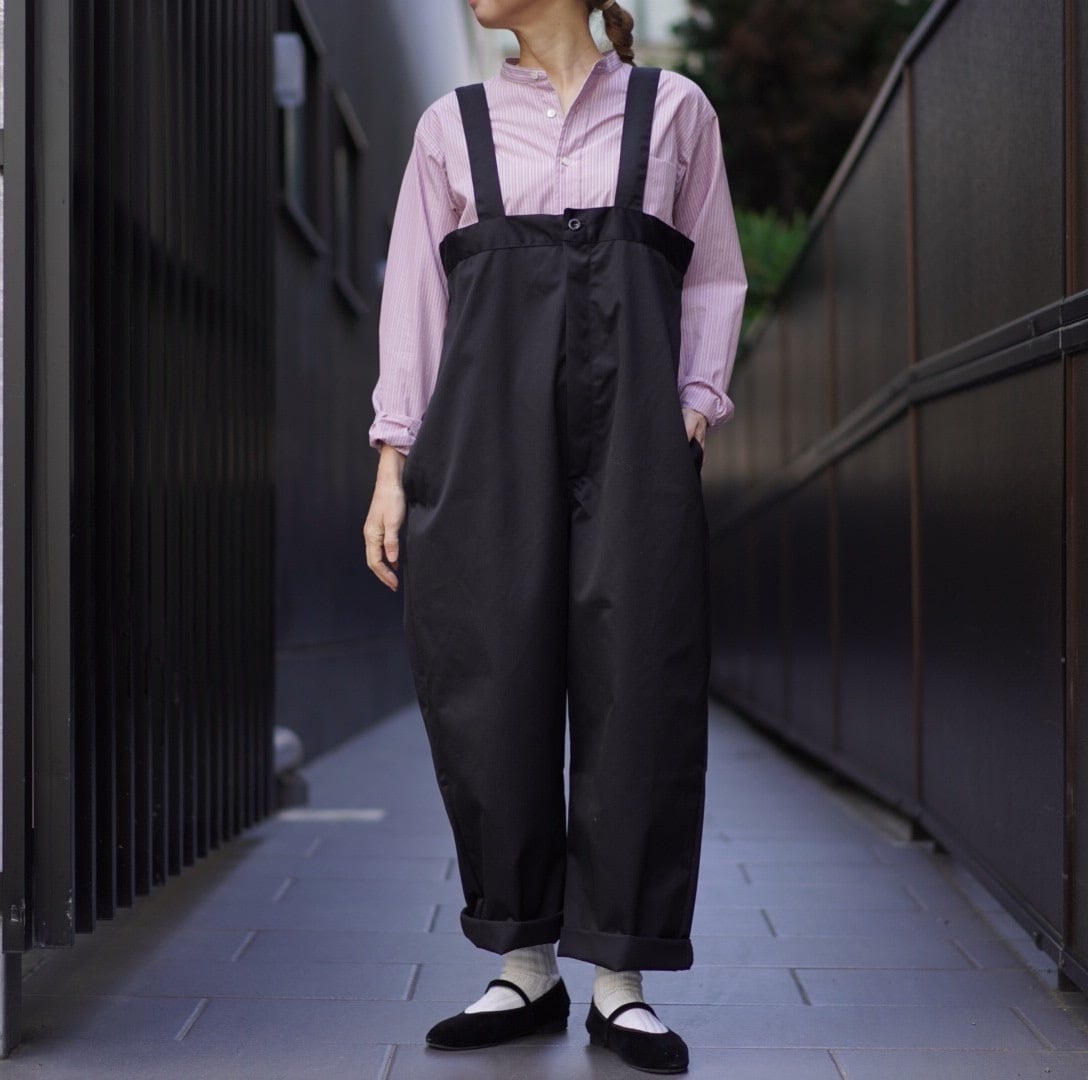 非常に高い品質 Yarmo High Rise Brace Trousers ブラック - パンツ