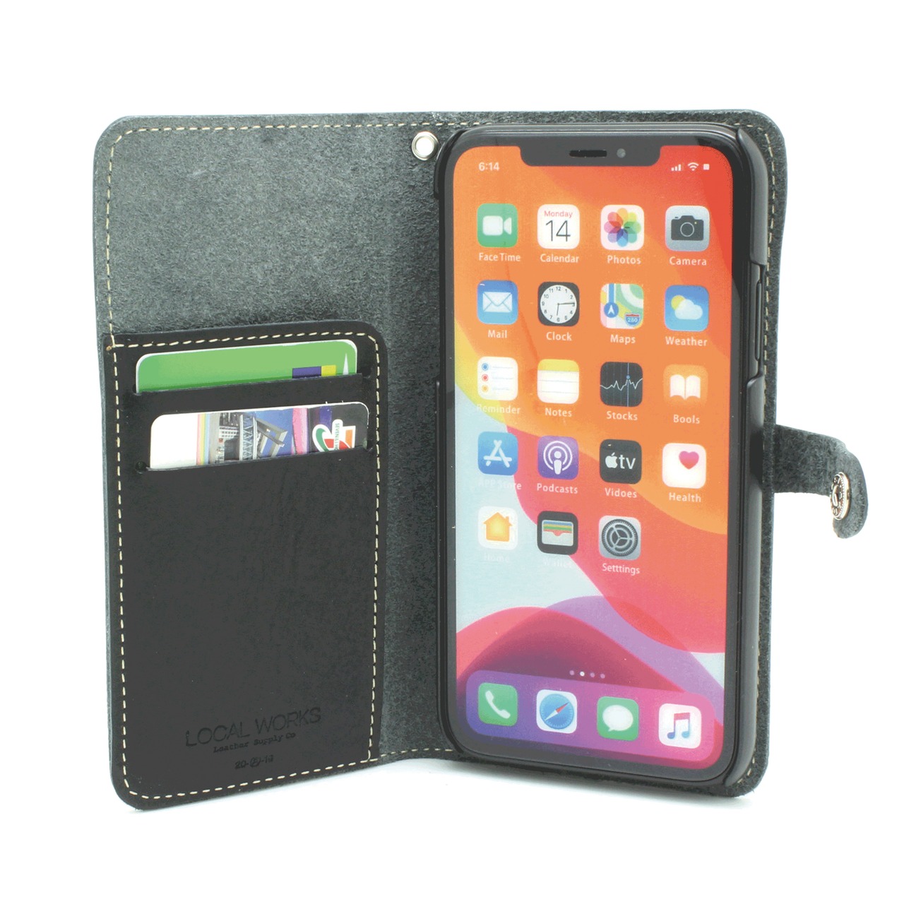LOCAL WORKS　IPHONE11用レザーケース　037SR　 IPHONEケース　IPHONE　イタリアレザー モンタナ社　”セコイアレザー”使用　レザーケース　革小物　ギフト　LocalWorks　経年変化　クリックポスト発送
