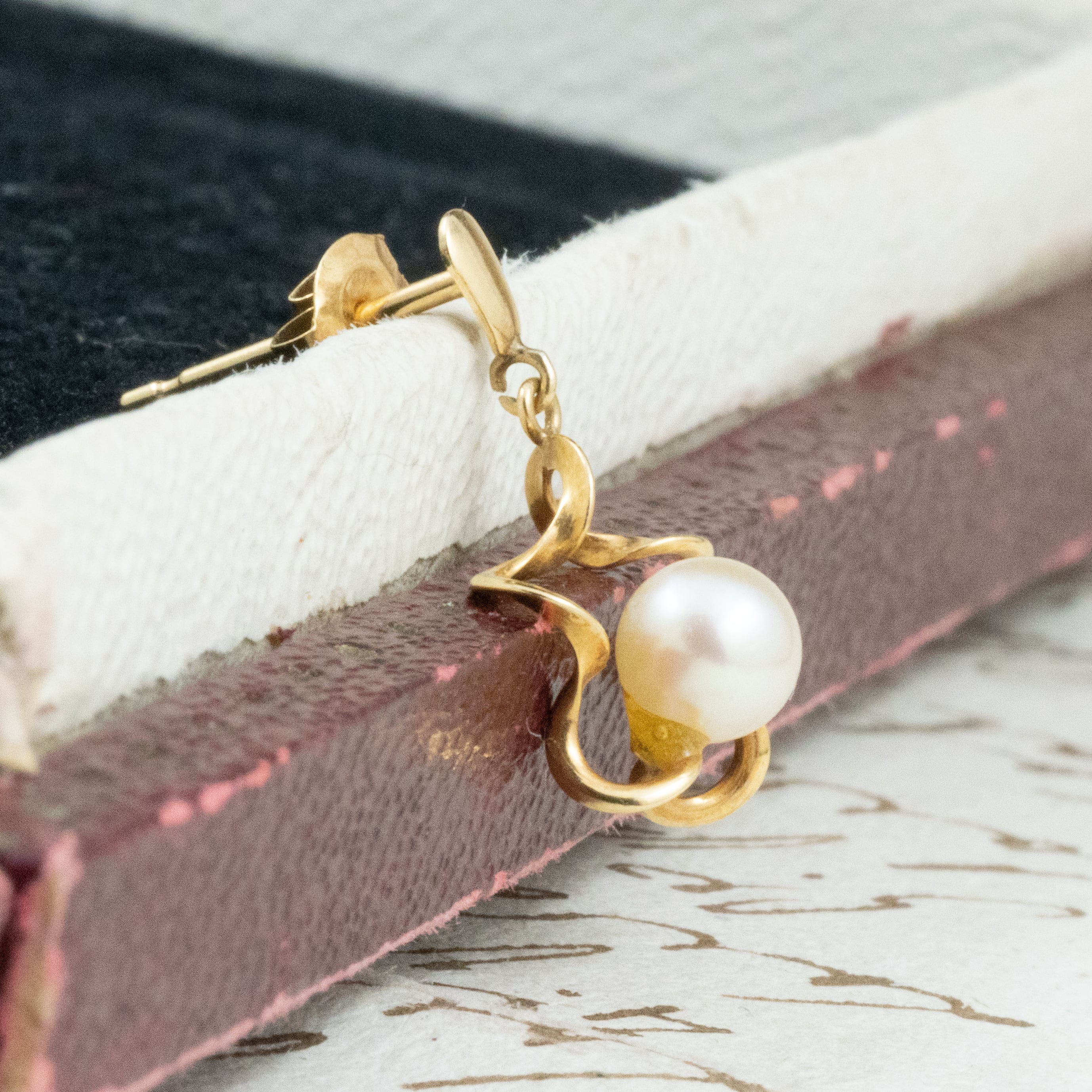 9/1迄SALE 美品 K18 パールピアス パール ピアス 真珠 18金 8.5mm-9mm珠 あこや真珠 Pearl ピアス K18 和