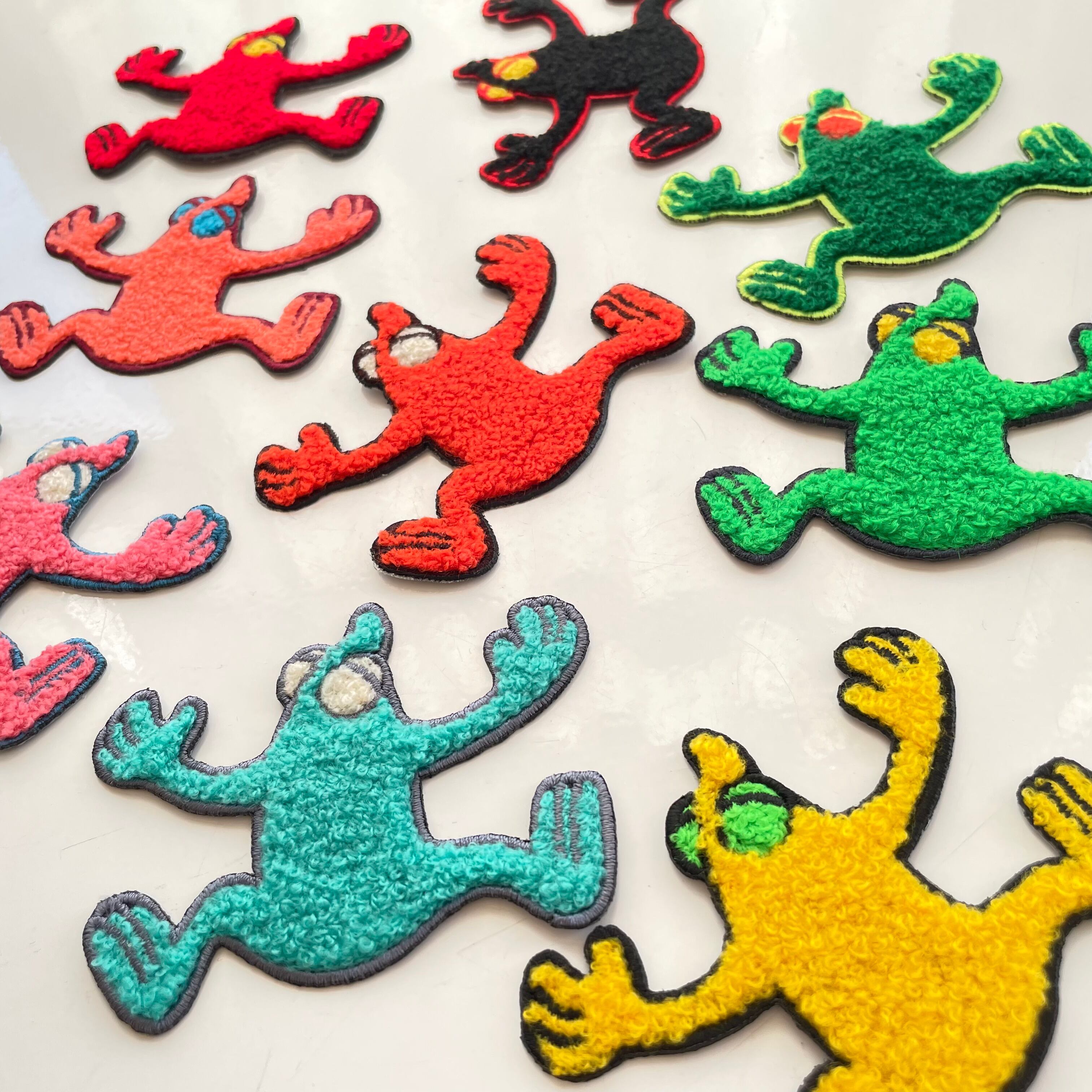 もこもこAGEサガラ刺繍ワッペン / カエル oz / Fluffy AGE Frog