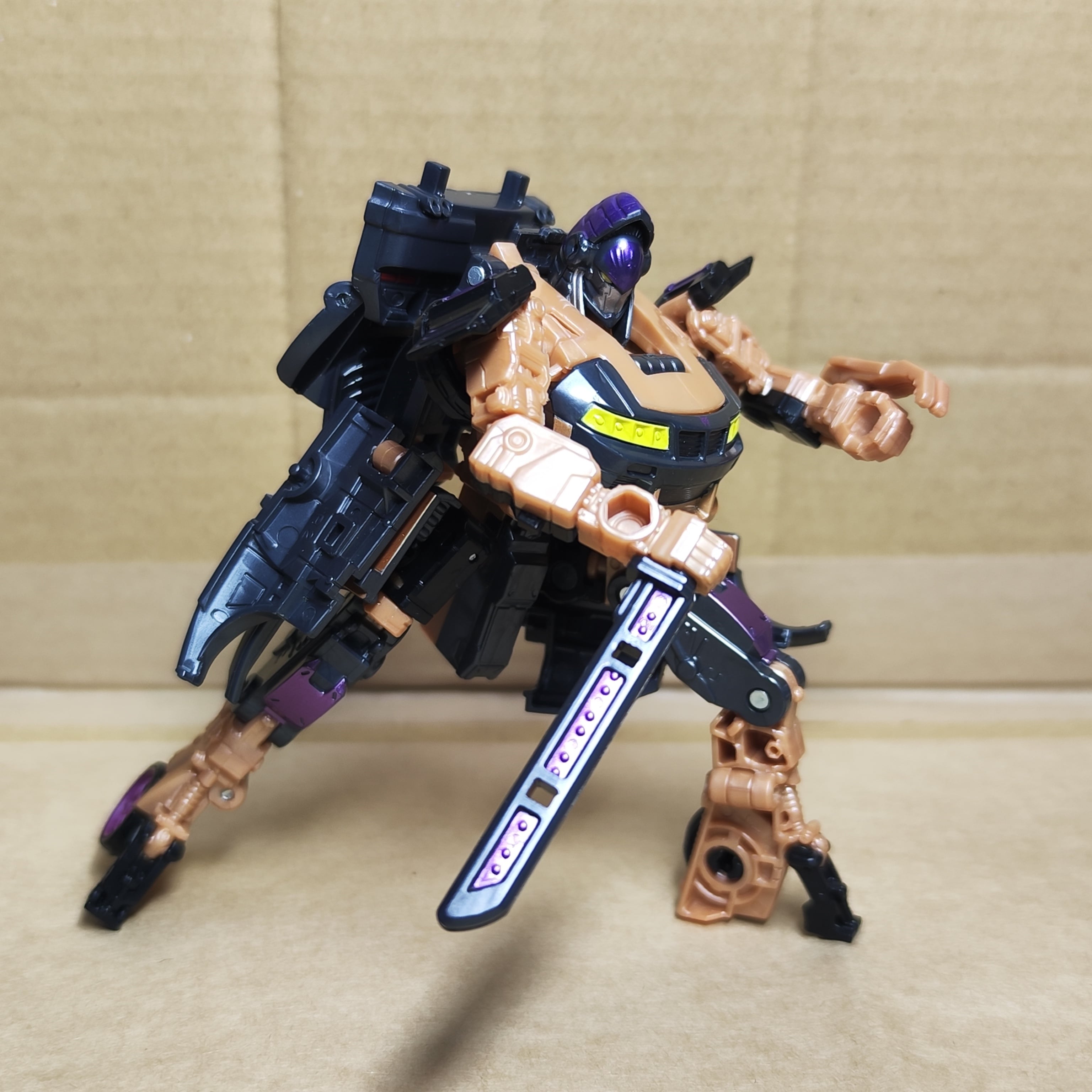 トランスフォーマー／ビースト覚醒』シリーズ「BD-04 デラックスクラス