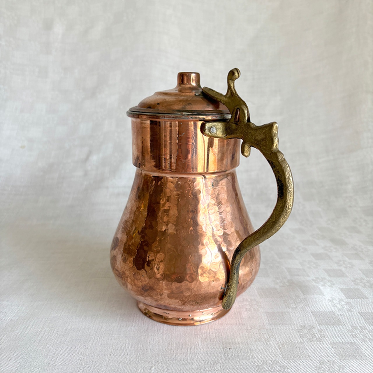 銅製ポット　ジャグ　水差し　蓋付き　12kwec22　