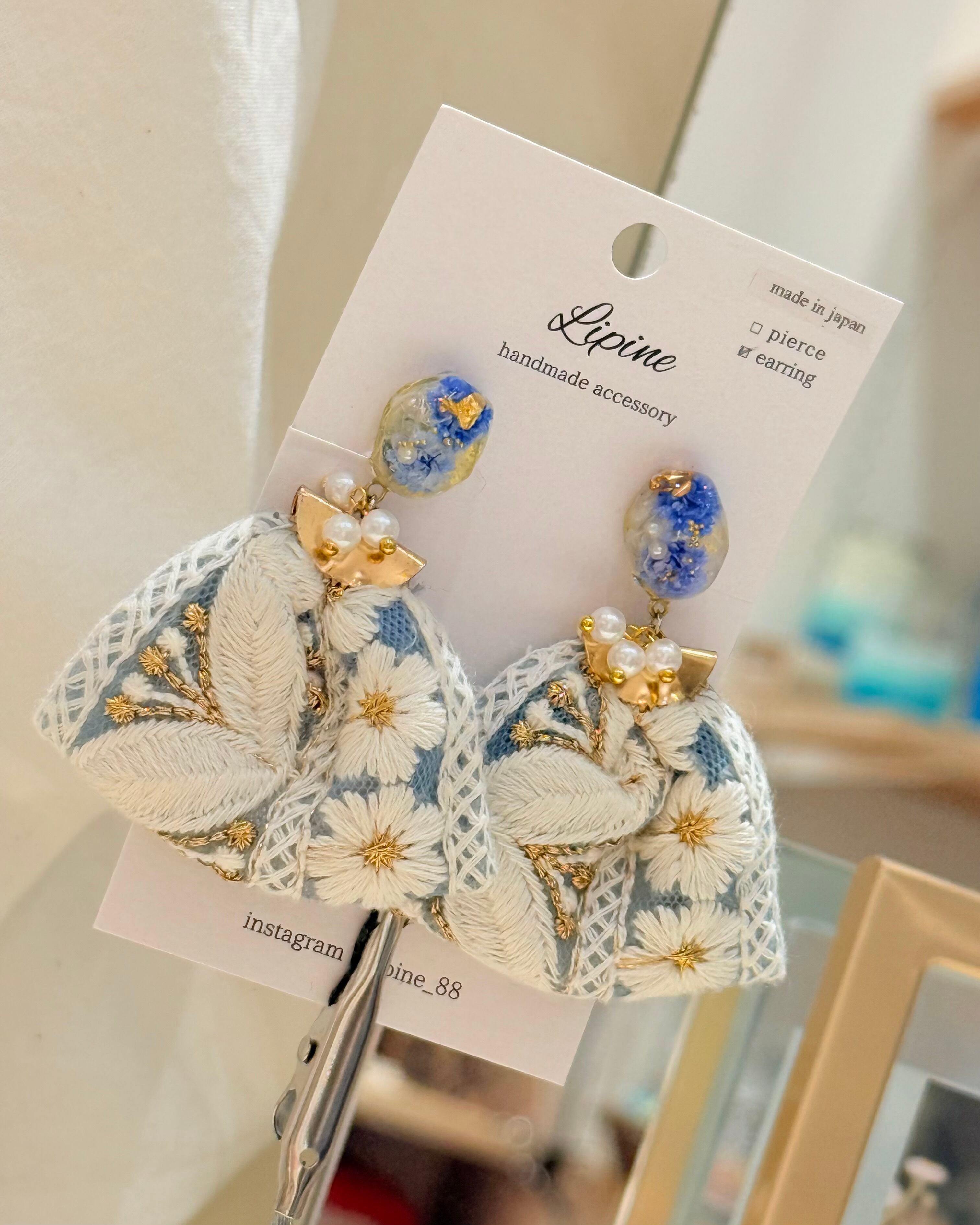 刺繍イヤリング（A71-2）⑤